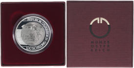 100 Schilling Masterpieces Collection
100 Schilling, 2001. Mobilität - Auflage 50.000 Ag 0.900/Titan 9g fein - in Originalschachtel der Münze Österrei...