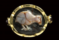 A rare agate cameo set in a modern gold ring. Partridge.