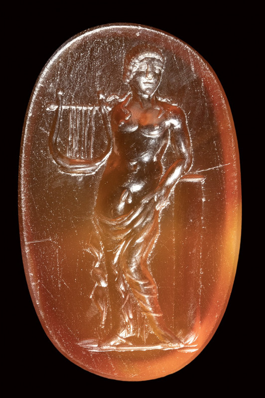 A large early roman carnelian intaglio. Apollo.

1st century B.C.

15 x 24 x...