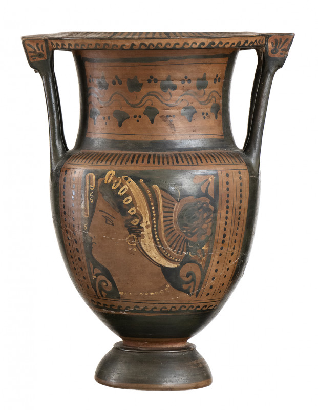 APULIAN RED-FIGURE COLUMN-KRATER
Near to the Stoke-on-Trent Painter, ca. 340 - 3...