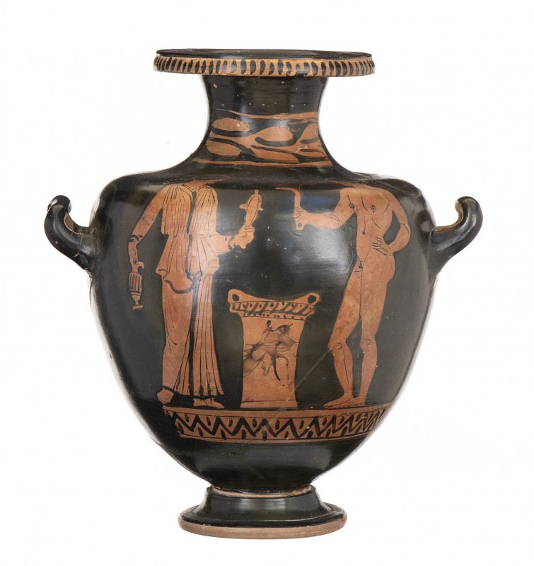 LUCANIAN RED-FIGURE HYDRIA
Second half of 4th century BC
height cm 22,5

A woman...