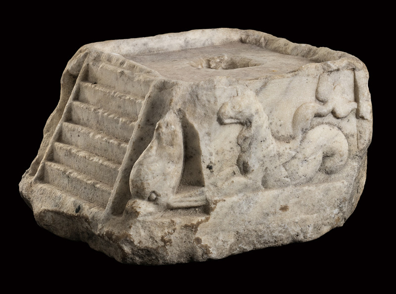 ROMAN MARBLE MODEL OF A TEMPLE PODIUM
2nd - 3rd centuries AD
height cm 15; long ...