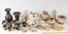 COLLECTION OF SOUTH ITALIAN POTTERY
5th - 4th centuries BC

Provenance. Collection returned by the German Judicial Authority to Herakles Numismatik un...