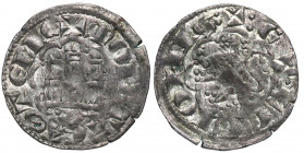 Alfonso X (1252-1284). Coruña. Dinero seisén. Ve. 0,76 g. Punto bajo león. MBC. Est.60.