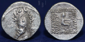 PARTHIAN KINGDOM; Sinatruces (93/2-70/69 BC), Minted at Ecbatana or Rhagae, 4.23gm, 20mm, VF