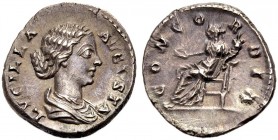 KAISERZEIT. Lucilla, (gest. 182), Gemahlin des Lucius Verus, Tochter des M. Aurelius. Denar, 164-169 oder später. LVCILLA - AVGVSTA Drap. Büste n. r.,...