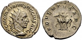 KAISERZEIT. Traianus Decius, 249-251. Antoninian, 249-251. Rom. Drap., gep. Büste mit Strkr. n. r. Rv. ADVENTVS AVG Der Kaiser n. l. reitend. 4,23 g. ...