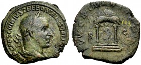 KAISERZEIT. Trebonianus Gallus, 251-253. Sesterz. Drap., gep. Büste mit L. n.r. Rv. IVNONI MARTIALI/S-C Rundbau der Juno Martialis auf drei Stufen; zw...