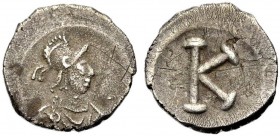 KAISERZEIT. Constantinus I. der Grosse, 307-337. "Auswurfmünze", Drittelsiliqua, 330 Konstantinopel. Drap. Büste mit Helm (Roma/Constantinopolis?) n. ...
