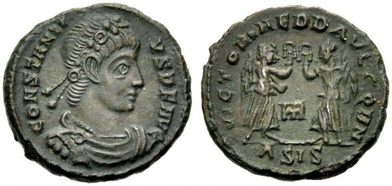 KAISERZEIT. Constantius II., 337-361. Nummus, 340-348. Siscia. Drap., gep. Büste...