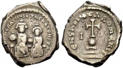 Heraclius, 610-641. AR-Hexagramma, 615-625 mit Heraclius Constantinus. Konstantinopel. Heraclius l. und H. C. r., beide mit Kreuzkrone und Kreuzglobus...