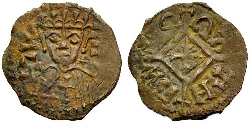 HATAZ, um 580. Bronze. Königsbüste von vorne in Chlamys und mit Krone, auf der B...