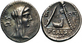 ANTIKE WELT
Römische Republik
P. Sulpicius Galba. Denar, 69, Rom. Verschleierter Vestakopf, dahinter S.C. Rs. Priestergeräte, rechts CVR, unten P.CA...