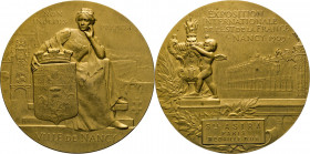 MEDAILLEN und PLAKETTEN
AUSLÄNDISCHE MEDAILLEN
FRANKREICH.
Vergoldete Bronzemedaille 1909 (v. F. Bussiere) a.d. Internationale Ausstellung in Nancy...