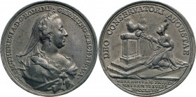 MEDAILLEN und PLAKETTEN
AUSLÄNDISCHE MEDAILLEN
RDR/ÖSTERREICH.
Zinnmedaille 1767 (v. A. Widemann) auf die Genesung der Kaiserin von den Pocken. Bru...