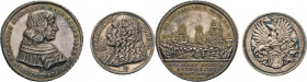 MEDAILLEN und PLAKETTEN
STÄDTEMEDAILLEN
Nürnberg. Talerförmige Silbermedaille 1925 (v. Lauer) auf den Rathausschreiber Lazarus Spengler. In Erinneru...