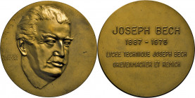 MEDAILLEN und PLAKETTEN
PERSONEN-MEDAILLEN
Bronzemedaille 1975 (v. Lefebvre) auf Joseph Bech, 1887–1975 und das seinen Namen tragende Lycee Techniqu...