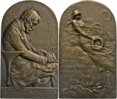 MEDAILLEN und PLAKETTEN
PERSONEN-MEDAILLEN
Heine, Heinrich, (*1797 †1856). Deutscher Dichter. Bronze-Plakette o.J. (v. H. Kautsch). Der sitzende sch...