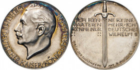 MEDAILLEN und PLAKETTEN
WELTKRIEGSMEDAILLEN
Silbermedaille 1914 (v. Lauer, Silber 990). Thronrede am 4.8.1914. Büste Wilhelms II. n.l. Rs. Zwischen ...