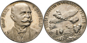 MEDAILLEN und PLAKETTEN
WELTKRIEGSMEDAILLEN
Silbermedaille 1914 (v. M&W, 950 f). Auf die Einnahme von Lüttich. Brustbild des Grafen Ferdinand von Ze...