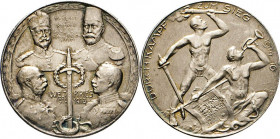MEDAILLEN und PLAKETTEN
WELTKRIEGSMEDAILLEN
Silbermedaille 1916 (sign. F.F.= F. König für Lauer, Silber 990). Waffenbrüderschaft. Die Brustbilder de...
