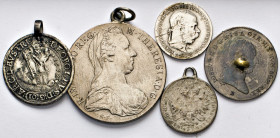 AUSLÄNDISCHE MÜNZEN
LOTS ausländischer Münzen
RDR. 10 Kreuzer 1632, Erzherzog Leopold, gehenkelt. ¼ Kronentaler 1788 B, Joseph II., auf der Kopfseit...