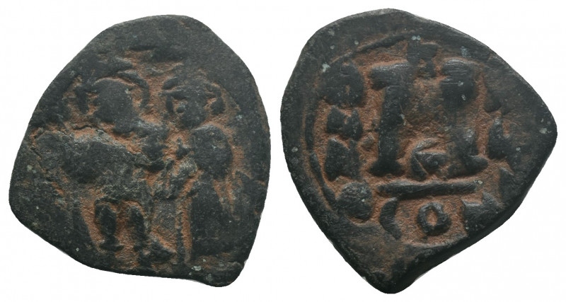 Imitating Justin II and Sophia. Ca. 7th-8th cent. AE 3.34gr