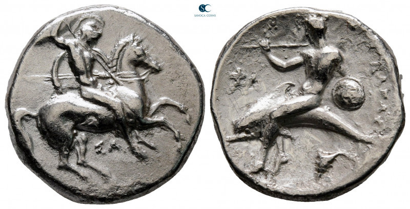 Calabria. Tarentum circa 332-302 BC. 
Nomos AR

20 mm, 7,74 g



very fin...