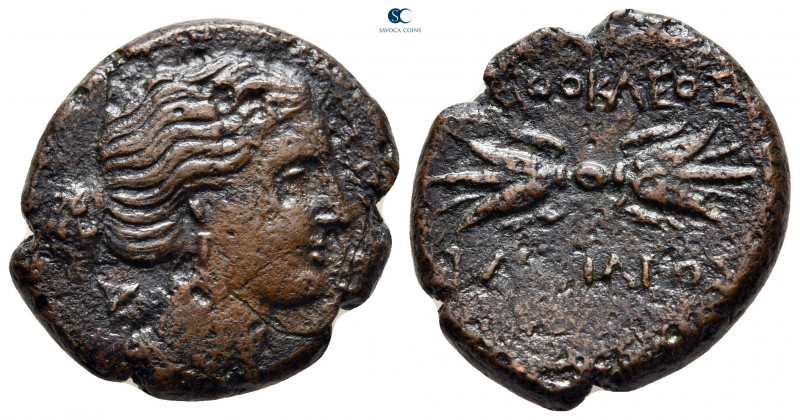 Sicily. Syracuse. Agathokles 317-289 BC. 
Bronze Æ

21 mm, 8,16 g



near...