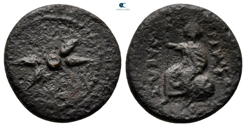 Macedon. Uranopolis circa 300 BC. 
Bronze Æ

17 mm, 2,84 g



nearly very...