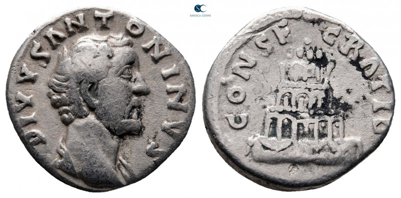 Divus Antoninus Pius after AD 161. Rome
Denarius AR

16 mm, 2,73 g



ver...