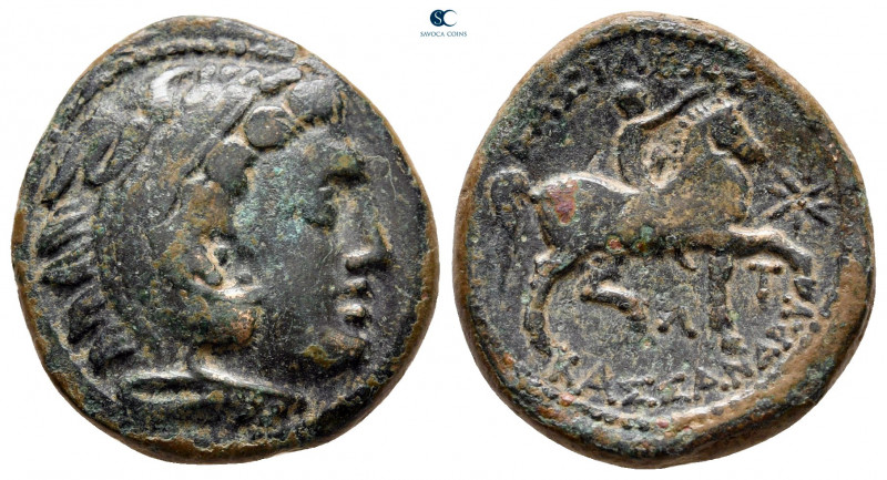 Kings of Macedon. Uncertain mint. Kassander 306-297 BC. 
Bronze Æ

21 mm, 6,3...