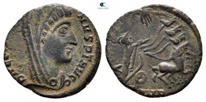 Divus Constantine I after AD 337. Antioch
Follis Æ

14 mm, 1,06 g



very...