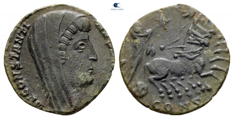 Divus Constantine I after AD 337. Constantinople
Follis Æ

 mm, 1,04 g


...