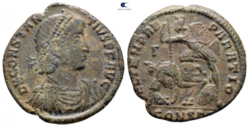 Constantius II AD 347-361. Constantinople
Follis Æ

22 mm, 3,76 g



near...