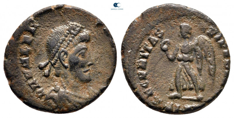 Valens AD 364-378. Alexandria
Follis Æ

17 mm, 2,35 g



very fine