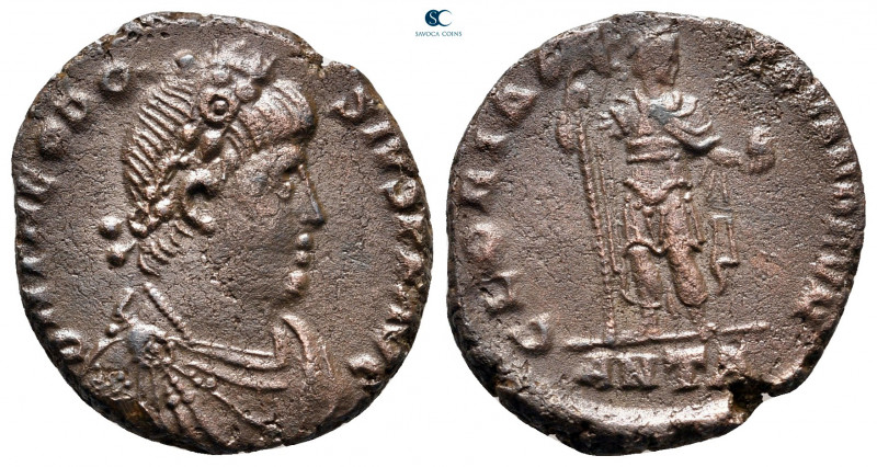 Theodosius I AD 379-395. Antioch
Follis Æ

21 mm, 4,86 g



very fine