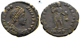 Theodosius I AD 379-395. Heraclea. Follis Æ