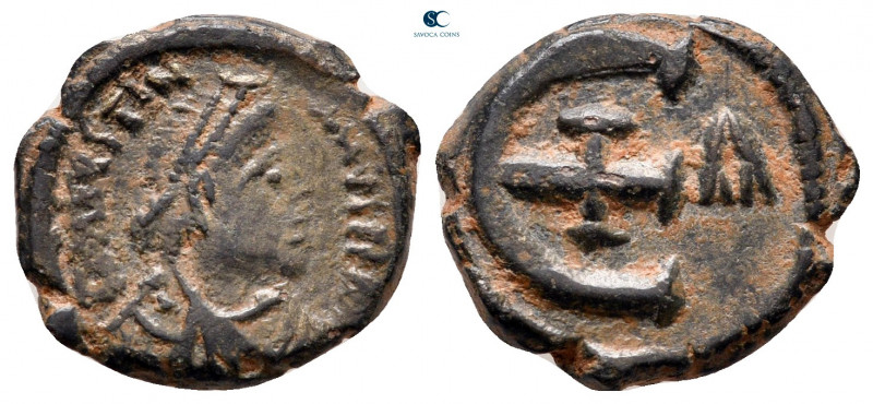 Justinian I AD 527-565. Antioch
Pentanummium Æ

16 mm, 2,34 g



very fin...