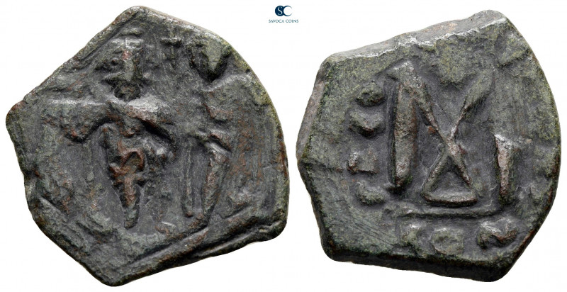 Heraclius with Heraclius Constantine AD 610-641. Constantinople
Follis or 40 Nu...