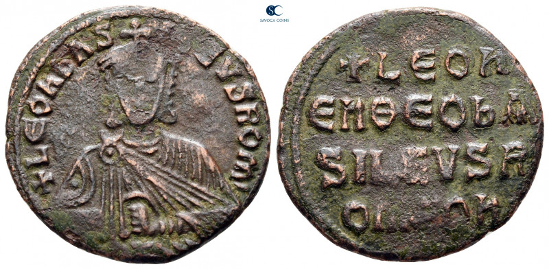 Leo VI the Wise AD 886-912. Constantinople
Follis or 40 Nummi Æ

25 mm, 4,55 ...