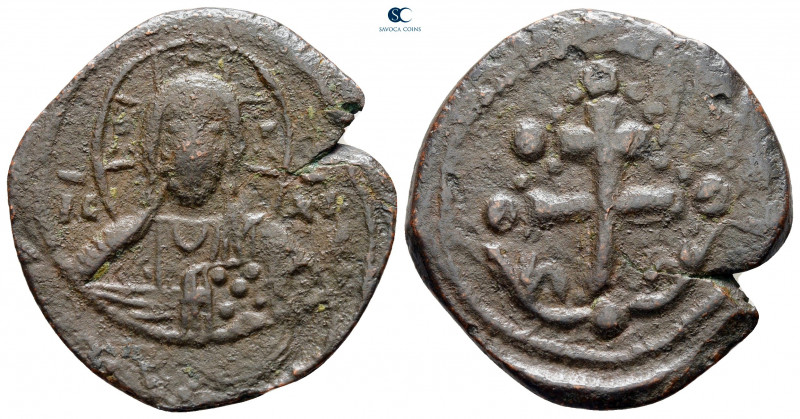 Michael VII Doukas AD 1071-1078. Constantinople
Anonymous Follis Æ

26 mm, 5,...