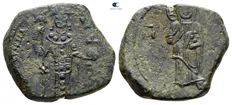 Alexius I Comnenus AD 1081-1118. Uncertain mint
Tetarteron Æ

18 mm, 3,77 g
...