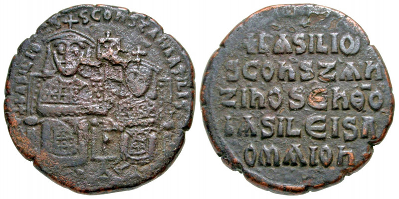 Basil I, the Macedonian. 867-886. AE follis (27.1 mm, 9.97 g, 7 h). Constantinop...