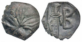 Andronicus II Palaeologus. 1282-1328. AE trachy (17.0 mm, 0.89 g, 1 h). Thessalonica mint. Large six-pointed star / Andronicus standing, holding large...