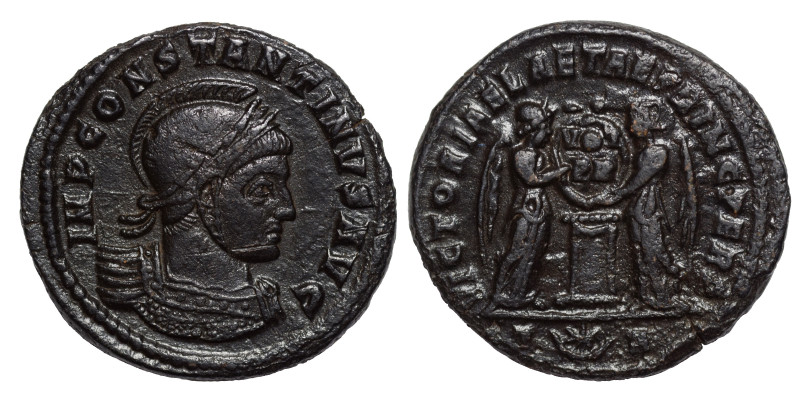 Constantine I, 307/310-337. Follis (bronze, 2.88 g, 19 mm). Arelate, struck 319....