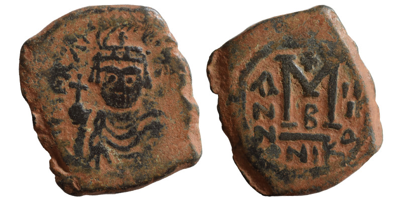 Maurice Tiberius, 582-602. Follis (bronze, 10.89 g, 29x25mm). Nicomedia, year (5...