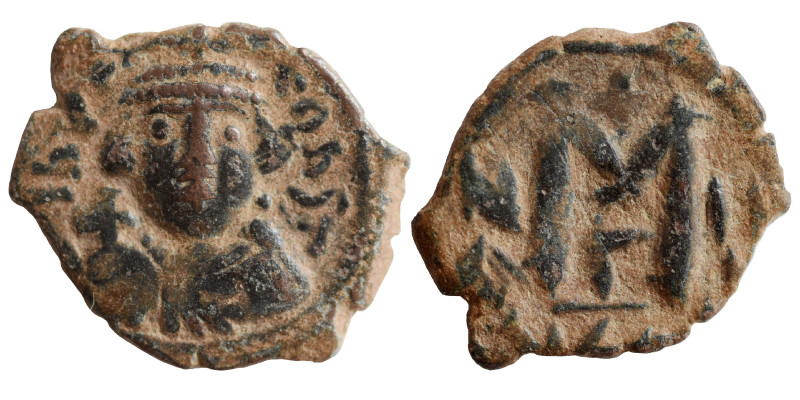 Constans II, 641-668. Nummus (bronze, 3.60 g, 21 mm), Constantinople. [И MPR] CO...