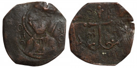 CRUSADERS. Principality of Antioch. Bohémond I, 1098-1111. Follis (Bronze, 2.69 g, 24 mm). Nimbate bust of St. Peter facing, wearing tunic, raising hi...