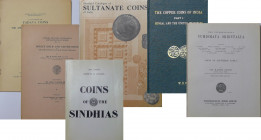 Lot de 6 ouvrages sur les monnaies d'Inde
1- The copper coins of India, Part 1, Bengal and the United Province, W. H. Valentine ; 2- The internationa...
